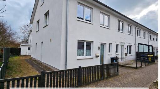 Modernes Reihenendhaus, mit viel Platz über 3 Etagen, Sonnenterrasse, EBK & Garage möglich